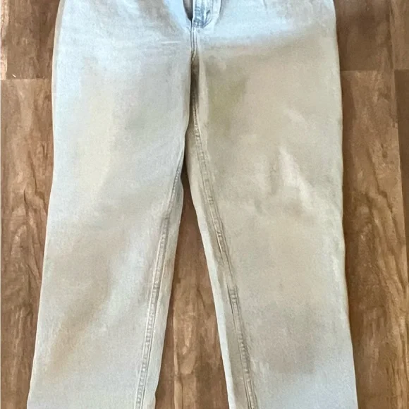 Abercrombie & Fitch 90’s Straight Ultra High Rise Jeans - Picture 5 of 6